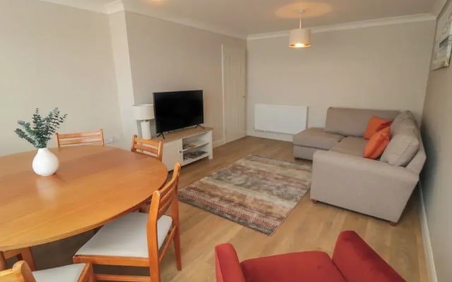 36 Chatsworth Close