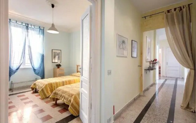 Rhome Apartments Giuliana