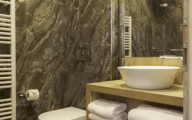 4 Smart Hotel