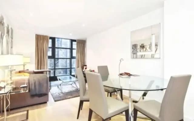 Stunning 1-Bed Apartment In London