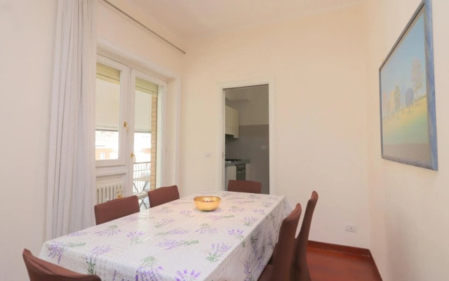 St Peter new and lightsome apartment with balcony