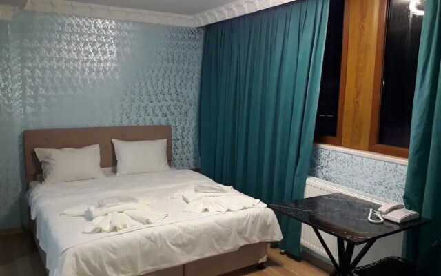 Blue Sail Hotel