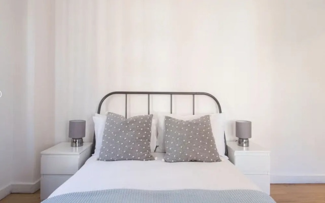 3 Bed Apartment Edgware Road & Hyde Park