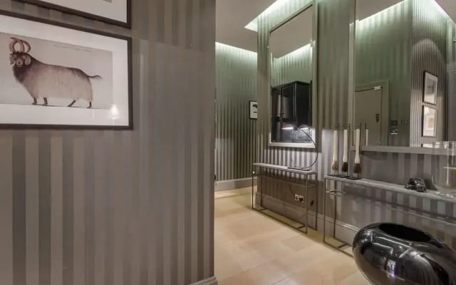 Deluxe Apartment - Cadogan Square