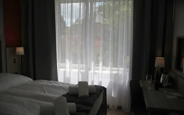 Hotel CK Park