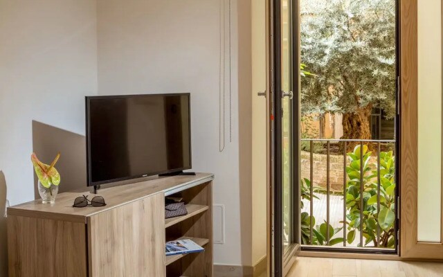 Vatican Suites Apartments