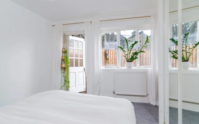 Bright Tranquil 1 Bed Flat in Peckham