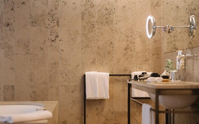 Cortiina Hotel