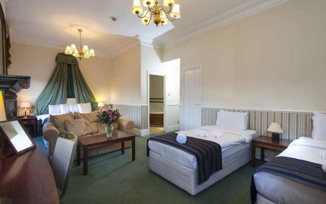 Hampton Court Palace Hotel