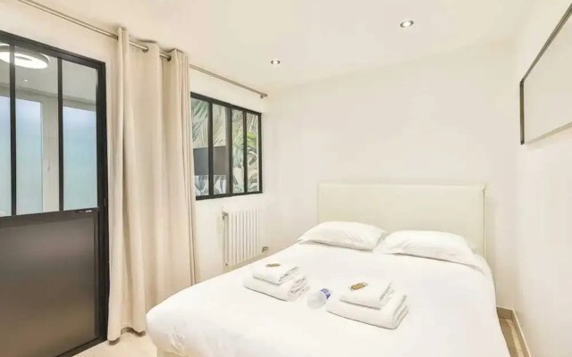 Newly Renovated Appartement Canal de L'ourq