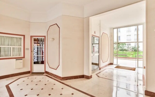 Apartment With Balcony Near Gare Montparnasse