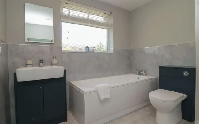 36 Chatsworth Close