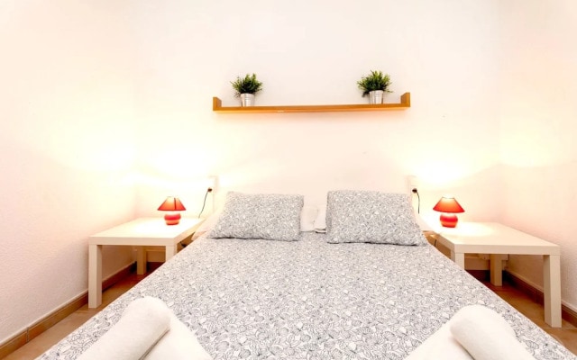 Rentbcn Gaudi Apartments