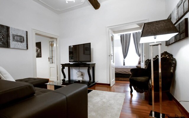 Banchi Apartment
