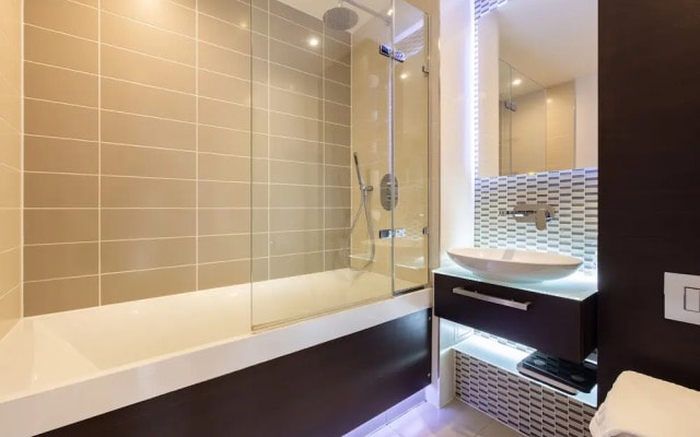 2 Bed Apartment in Shoreditch