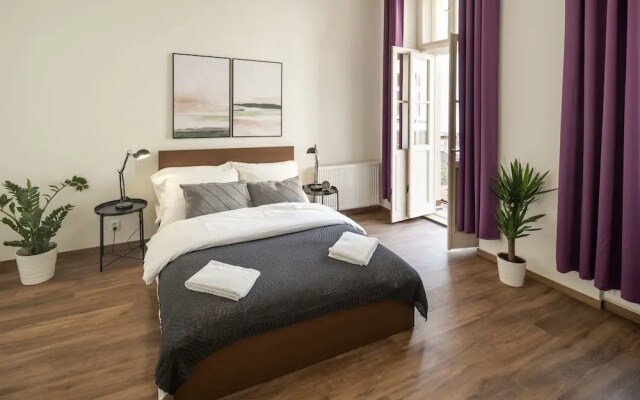 Capital Apartments City