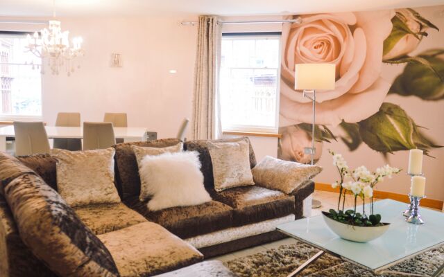 Posh Pads
