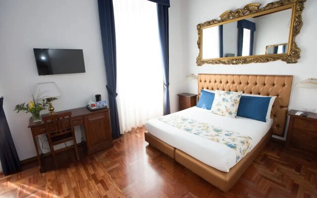 Ad2015 Guest House