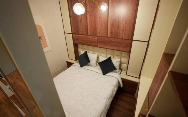 Gul Proje Express - Block B, Flat 77