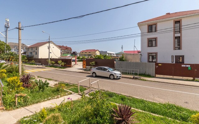 Море апартаментов на Тростниковой 35