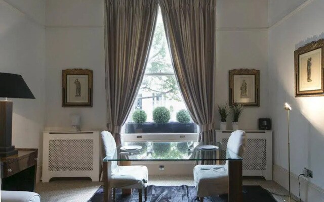 Fg Apartments - The Chelsea Residence
