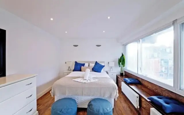 Imperial Queensway Apartment
