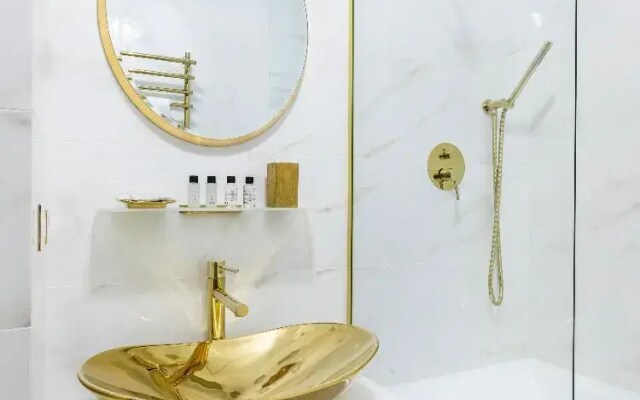 Апартаменты Dream House Luxe (Дом мечты люкс) на улице Уральская 20