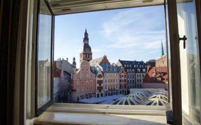 City Inn Riga Apartment, Town Towers with parking