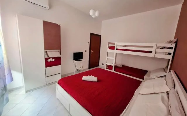 Rhome Sweet Rhome Suite