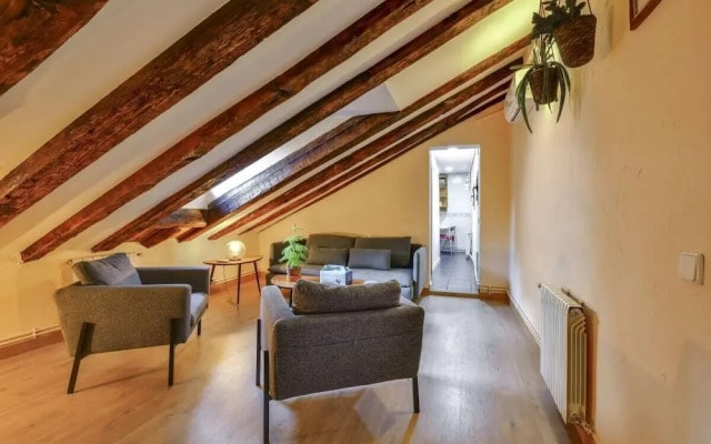 Rustic Mansard ANTON MARTIN