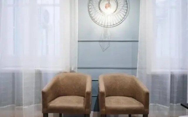 Homeabout Cibeles Apartment Ii
