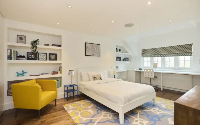 The Clapham Crib