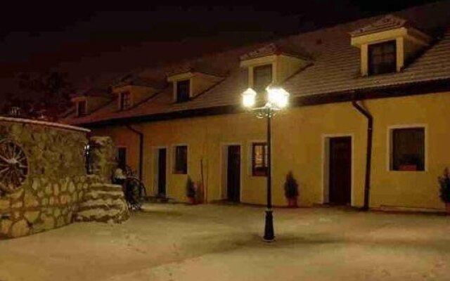Zámecký penzion Rotunda