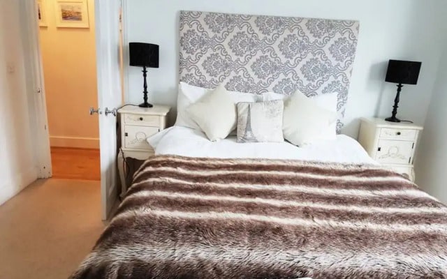Beautiful Battersea 2 Bedroom Garden Flat