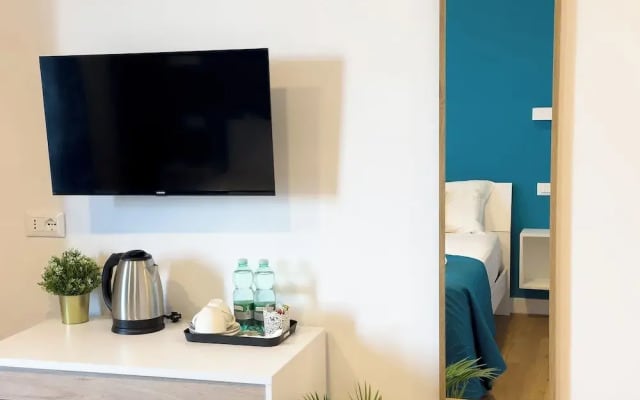 ISOLA 1.6.3 Guest House
