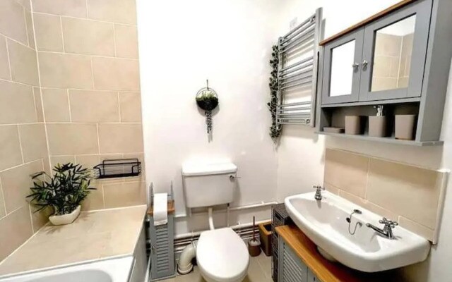 Lovely 2-bed Apartment in Liverpool