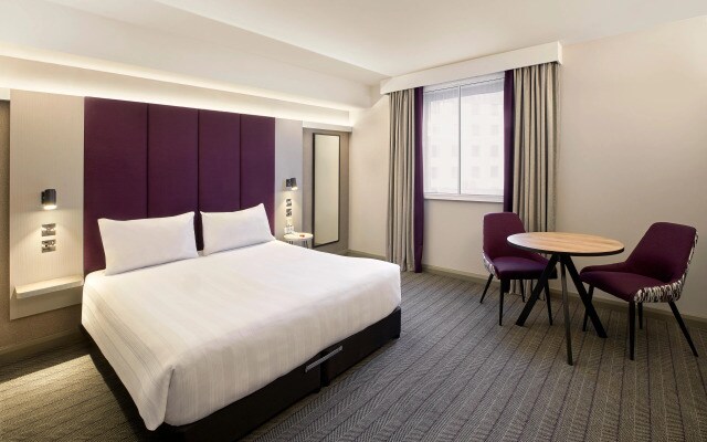 Premier Inn York City - Blossom St South