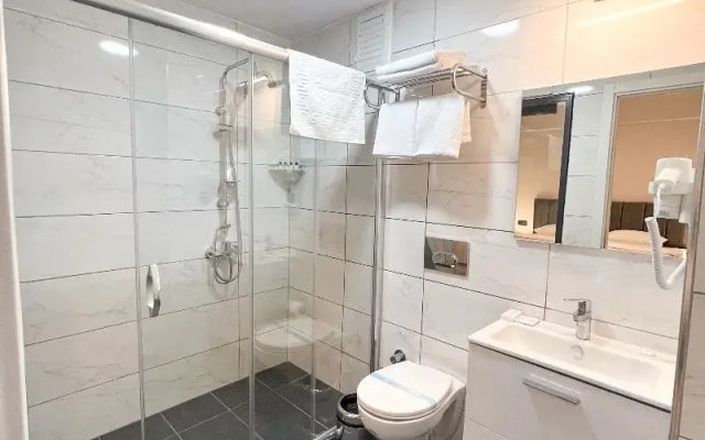 Galata Inn Hotel