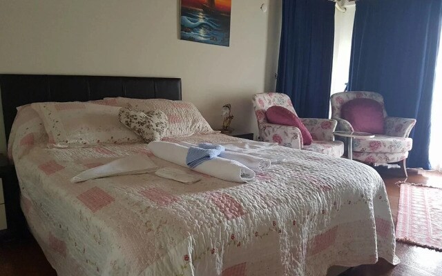 Canan Motel
