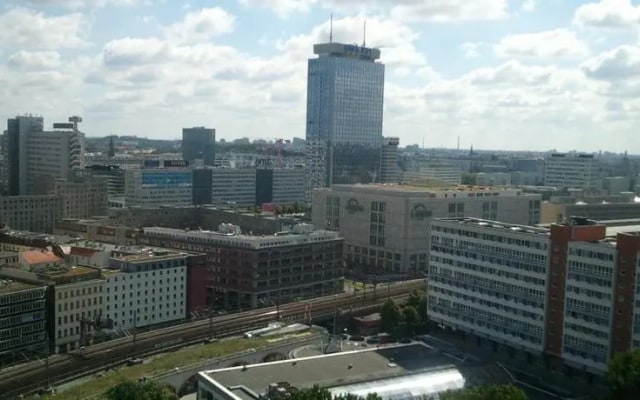 Berlin Cribs Mitte