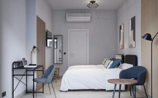 Sant Adrià Urban Suites by gaiarooms