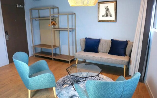 Hex Wildlife Hotel
