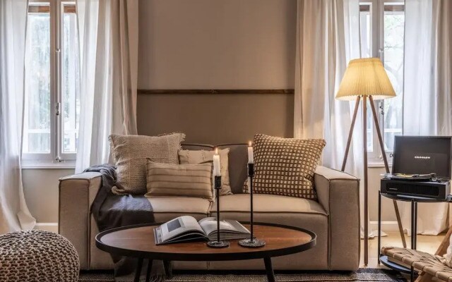 Aversa - 2 Bedrooms in Azca