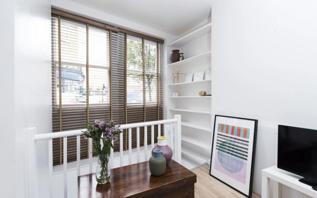 Stunning 1BR Kings Cross Flat!