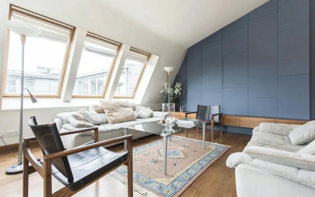 Lambs Conduit Street By Onefinestay
