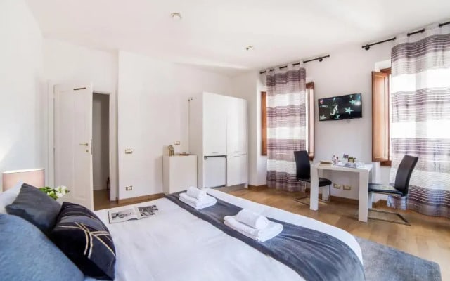 Luxury Apartment Ghetto
