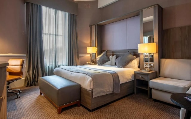 Crowne Plaza Royal Victoria Sheffield (ex Holiday Inn Sheffield)