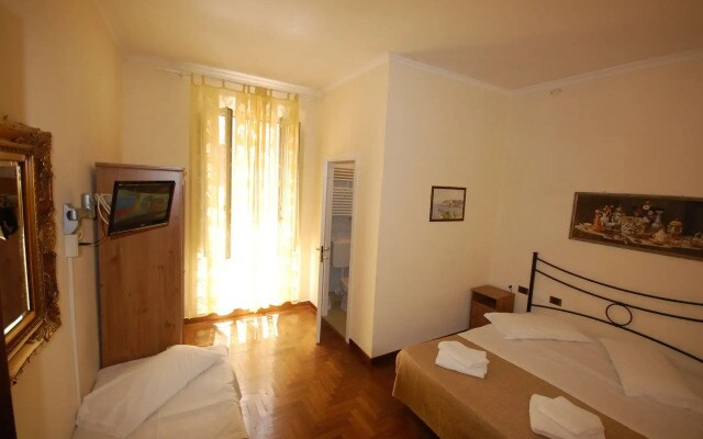 Hotel Alexis