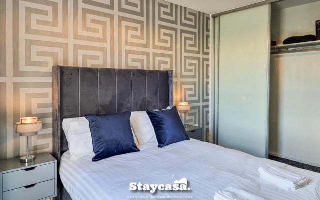 Luxury 1 bed Apartment Beautiful View With Parking
