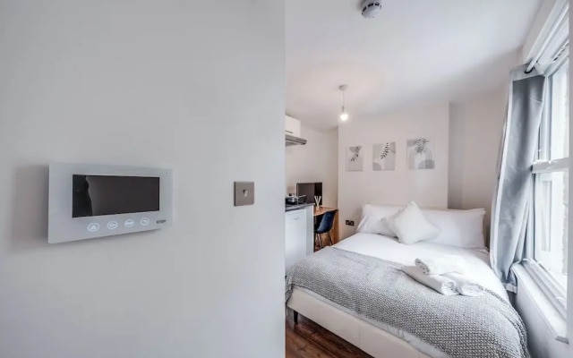 Camberwell High Spec 6-Studio Unit Block